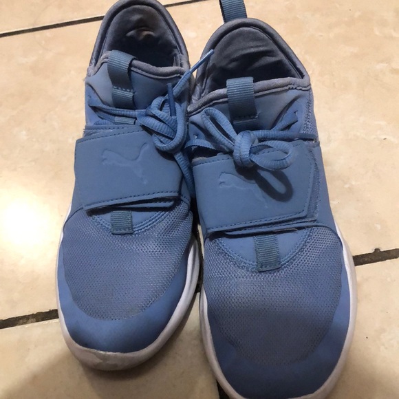 puma shoes - Picture 2 of 3